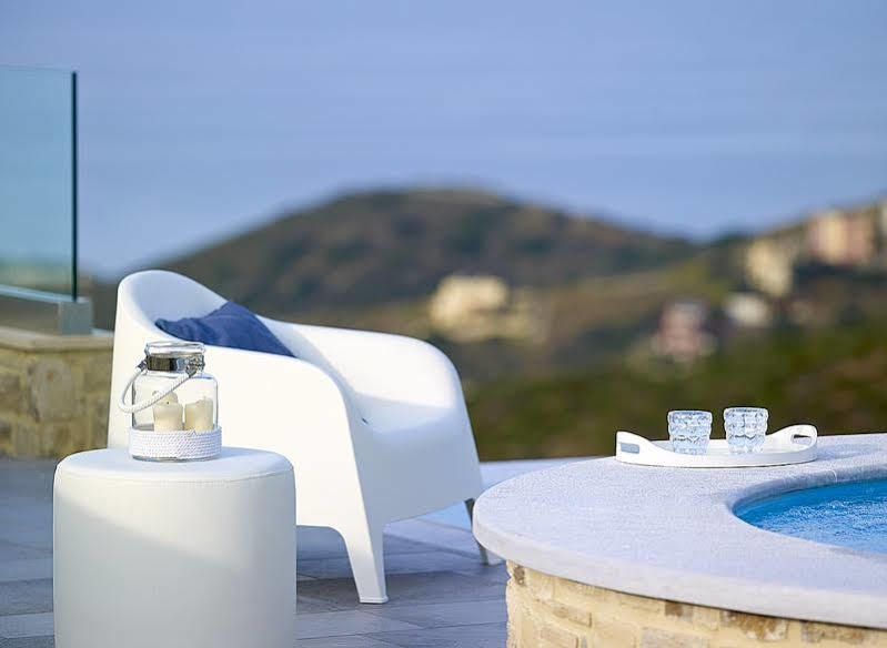 Minimalist Mediterranean Blue Key Villa With Sea View & Infinity Heated Pool Agia Pelagia  Exterior photo